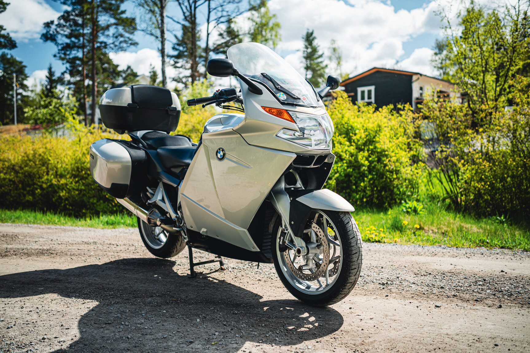 Exterior image of 2006 BMW K 1200 GT 