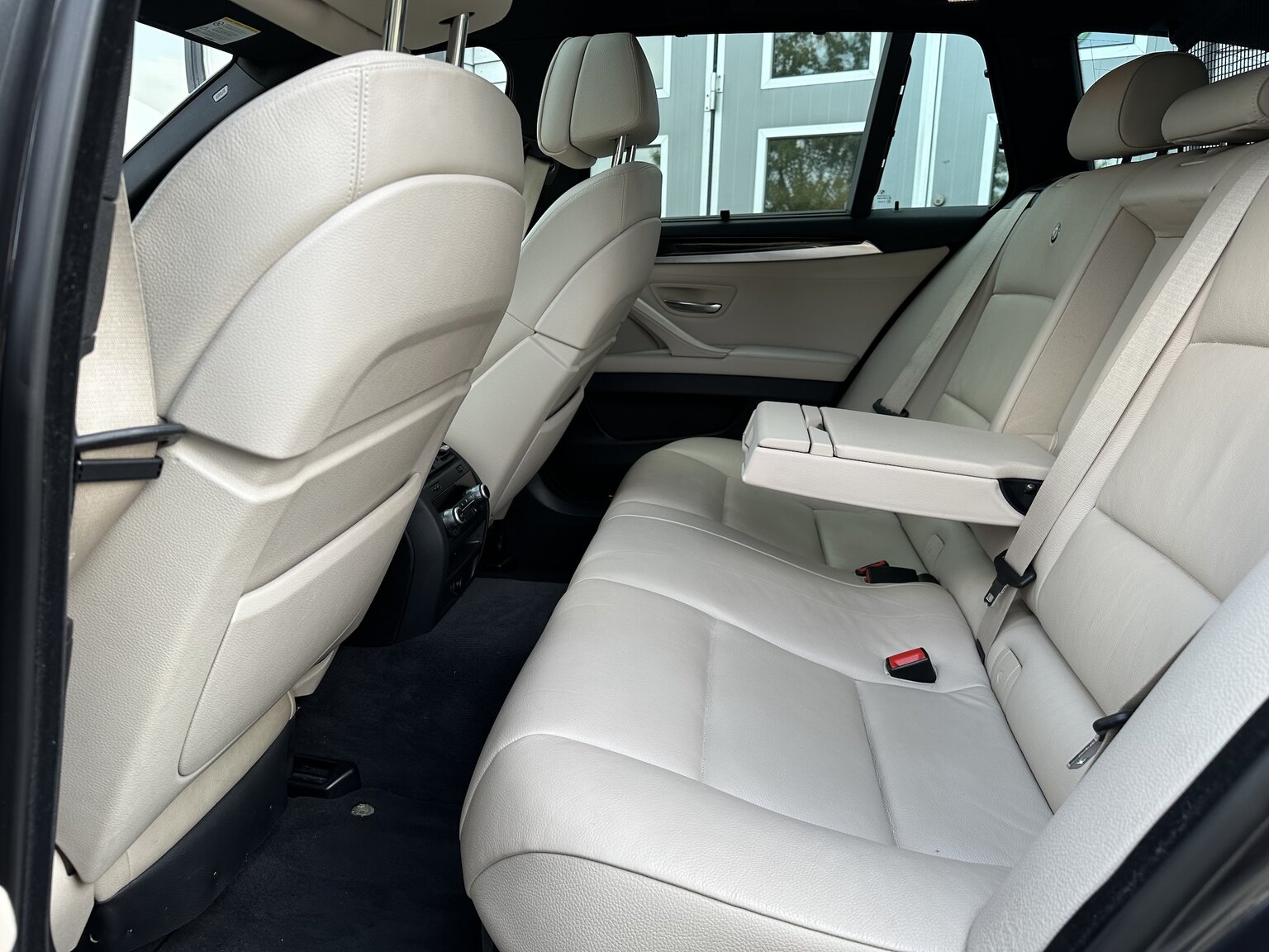 Interiörbild 2011 ALPINA B5 Bi-Turbo Touring Switch-Tronic