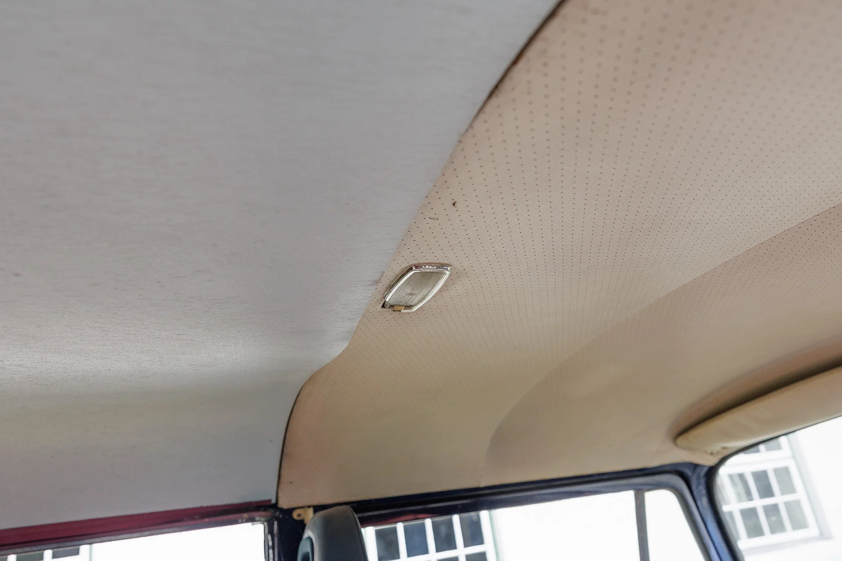 Interior image of 1973 Volkswagen Typ 2 Transporter T2 (82)