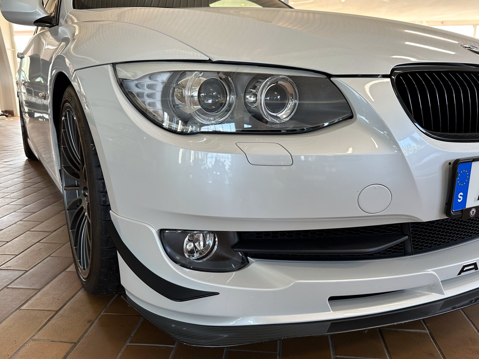 Exterior image of 2012 ALPINA B3 GT3 Switch-Tronic