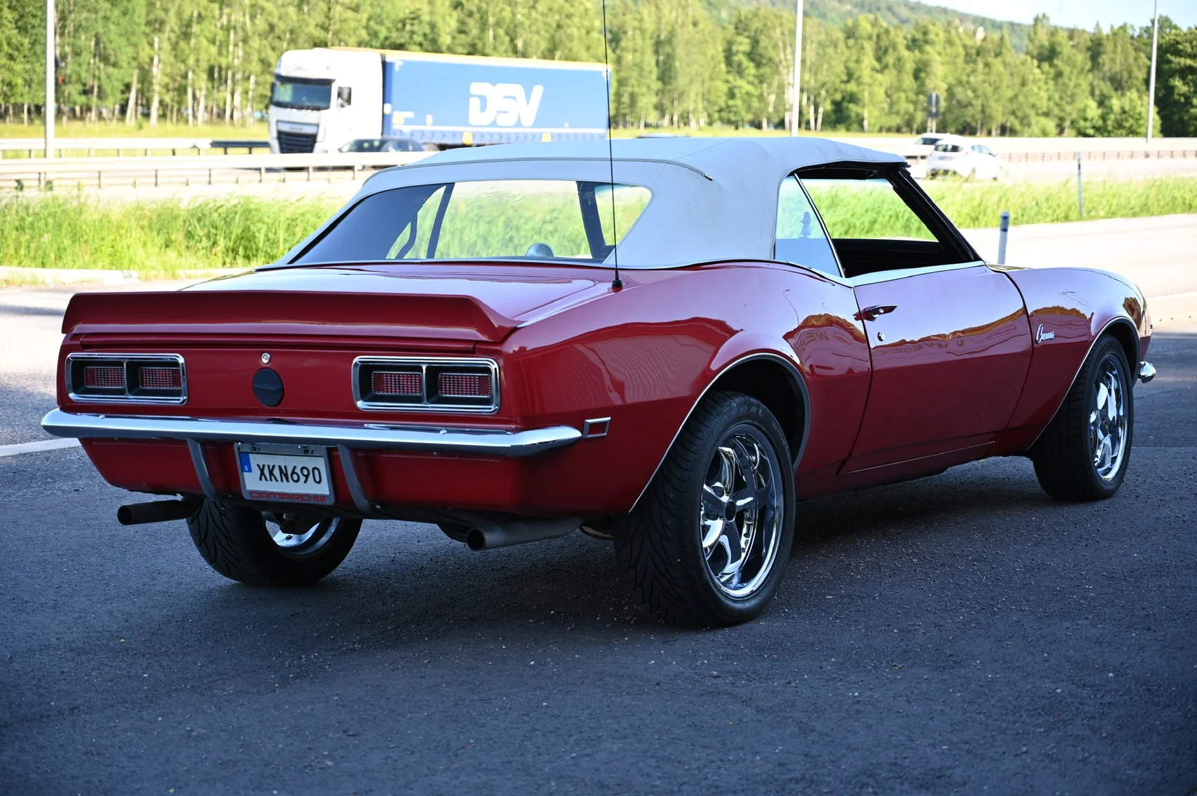 Exteriörbild på 1968 Chevrolet Camaro Convertible (11)