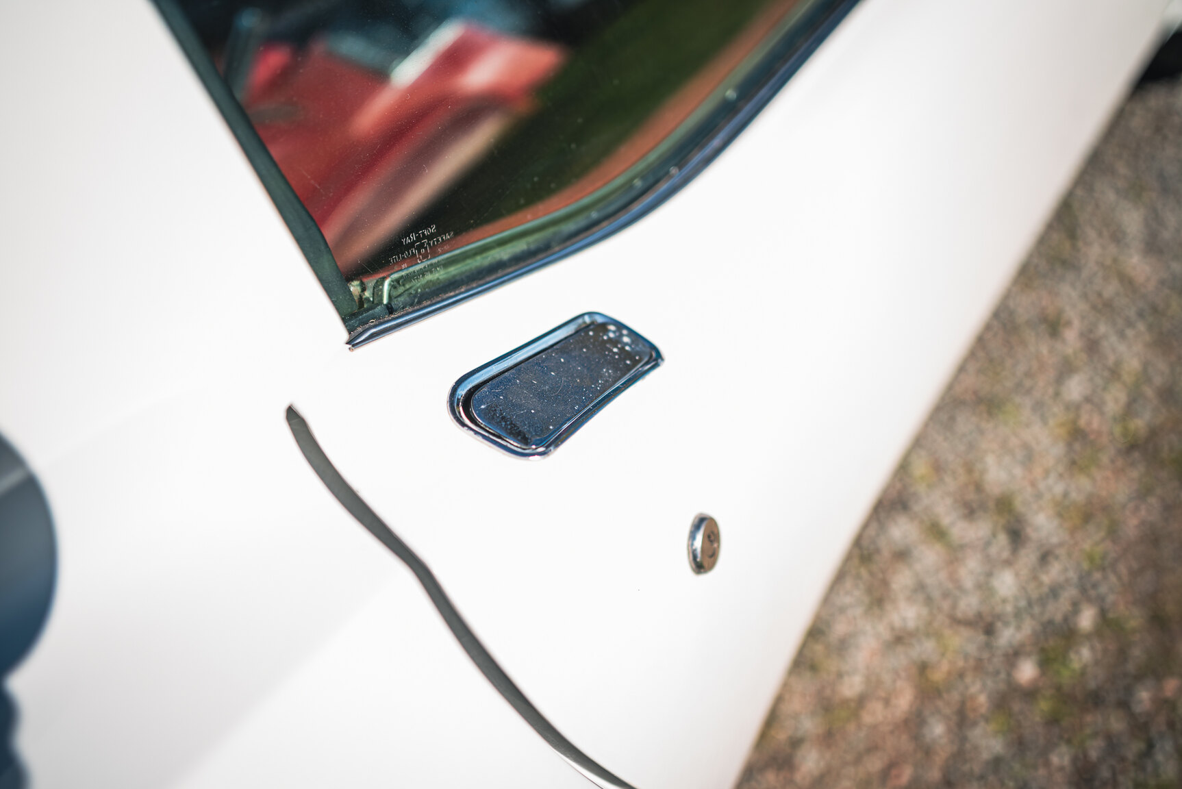 Exterior image of 1975 Chevrolet Corvette Stingray (44)