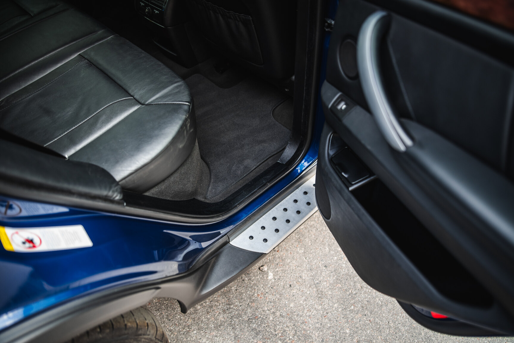 Interior image of 2005 BMW X5 4.8iS E53 LCI