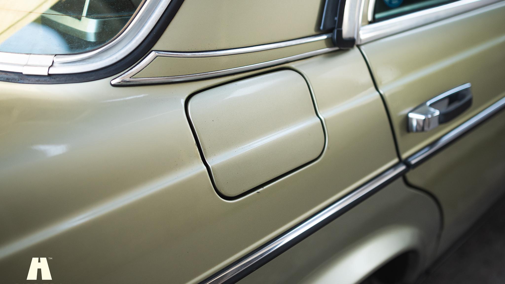 Exteriörbild på 1985 Mercedes-Benz 200 Series 3  (49)