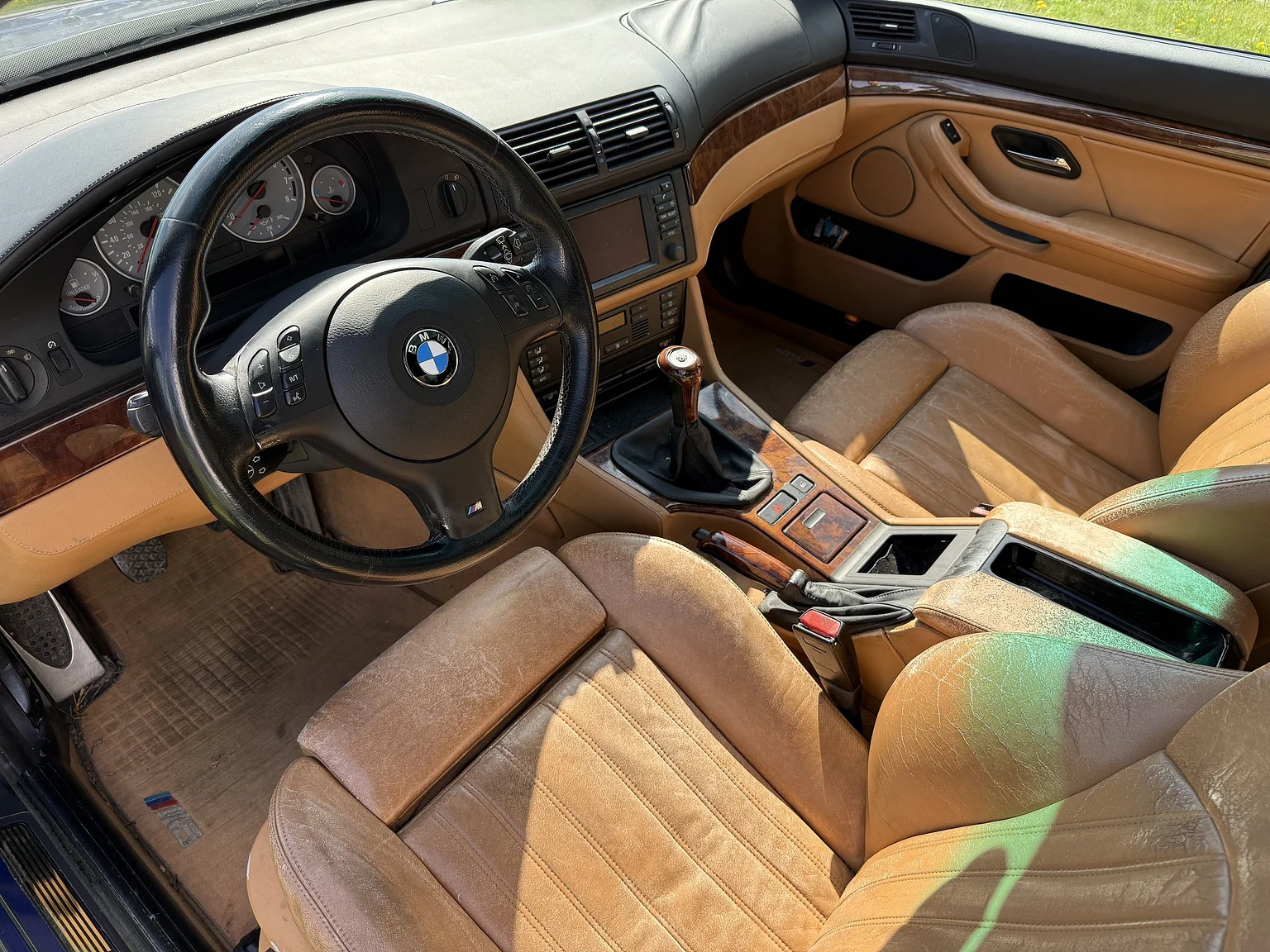 Innenraumfoto von 2001 BMW M5 E39 LCI (5)