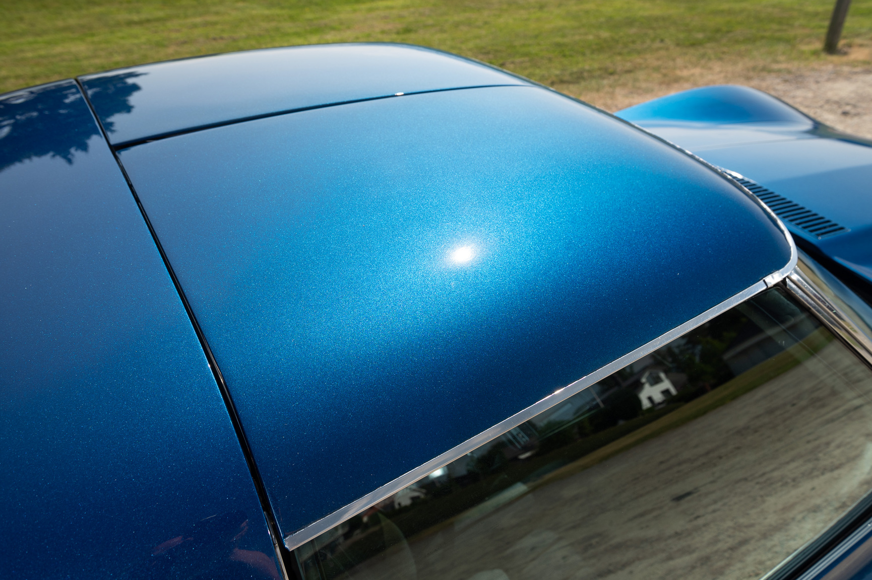 Exteriörbild på 1973 Corvette C3 Stingray (63)