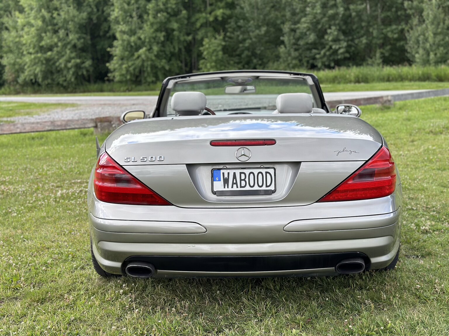 Exteriörbild på 2003 Mercedes Benz SL 500