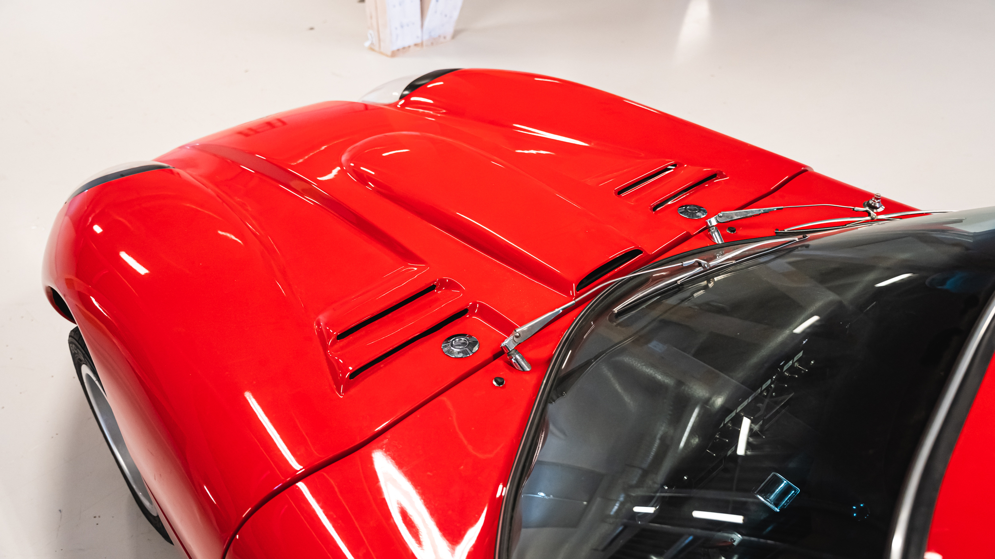 Exteriörbild på 1970 Marcos GT (20)