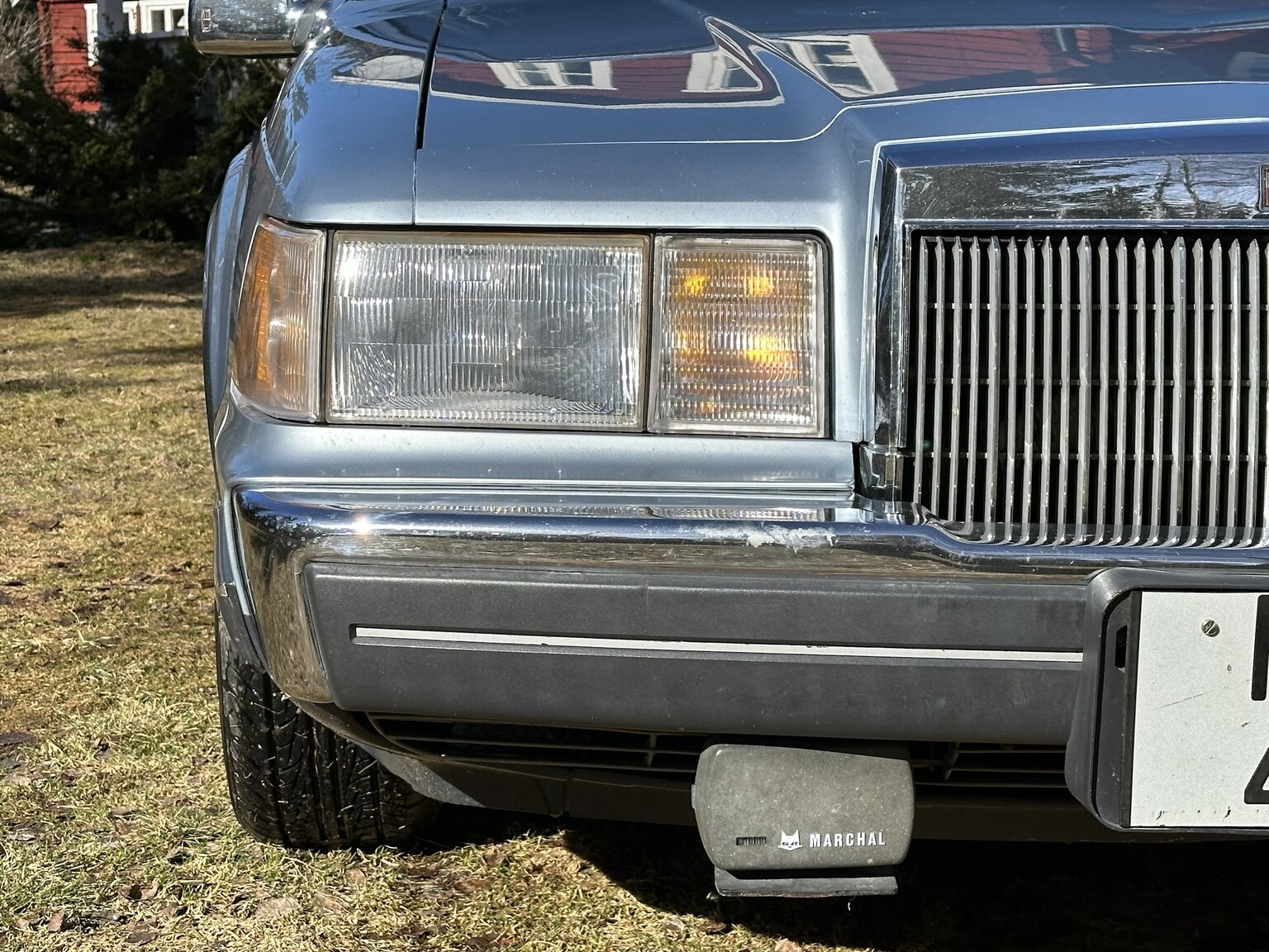 Exterior image of 1987 Lincoln Mark VII LSC