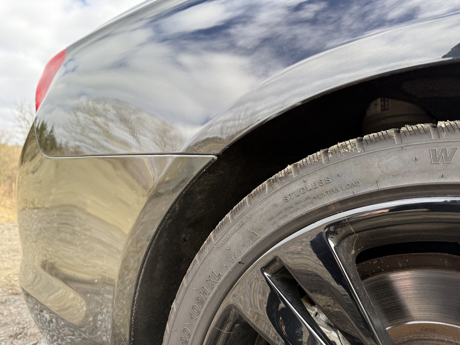 Exteriörbild på 2009 BMW 750Li