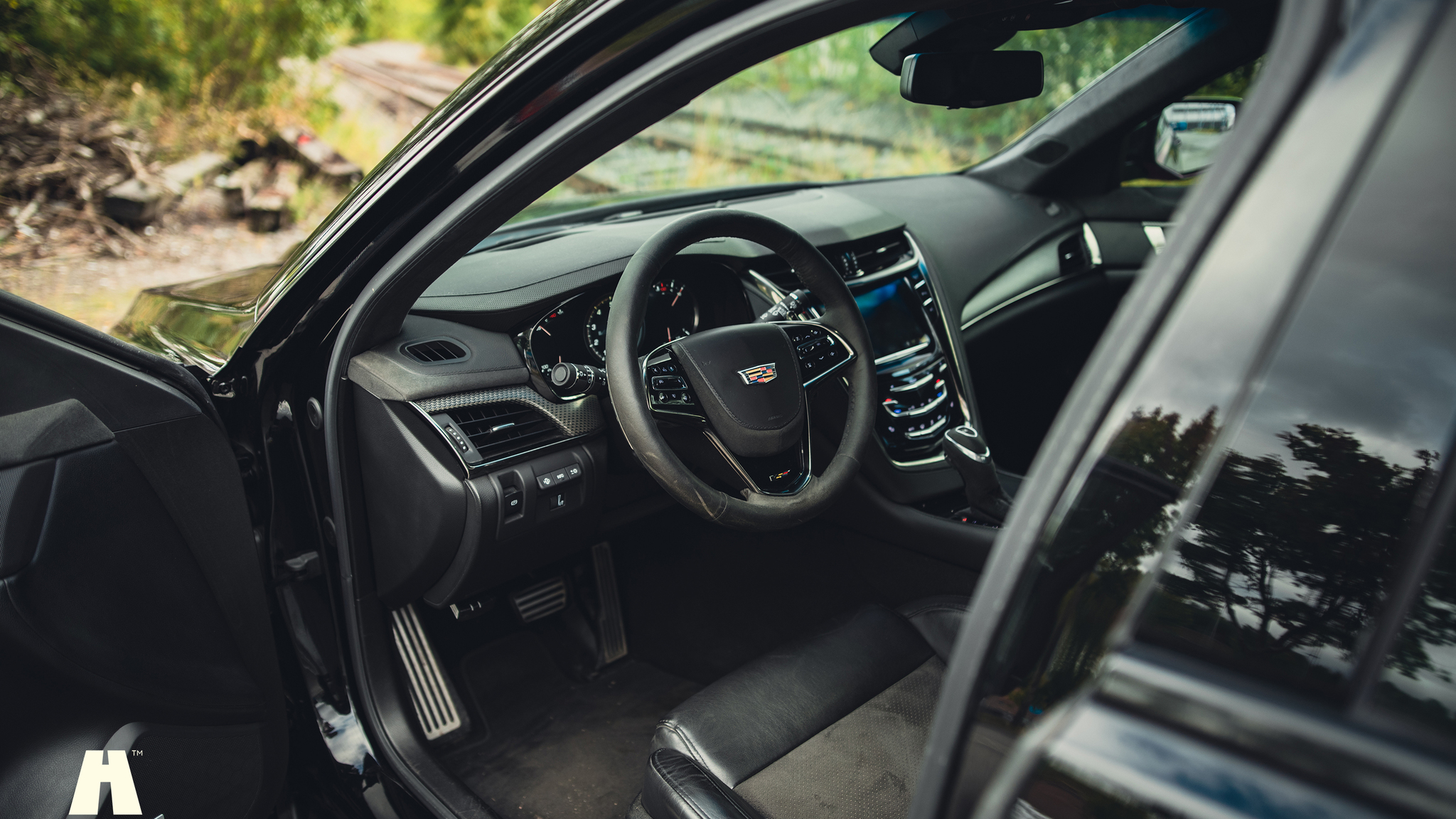 Interior image of 2018 Cadillac CTS-V Carbon Package