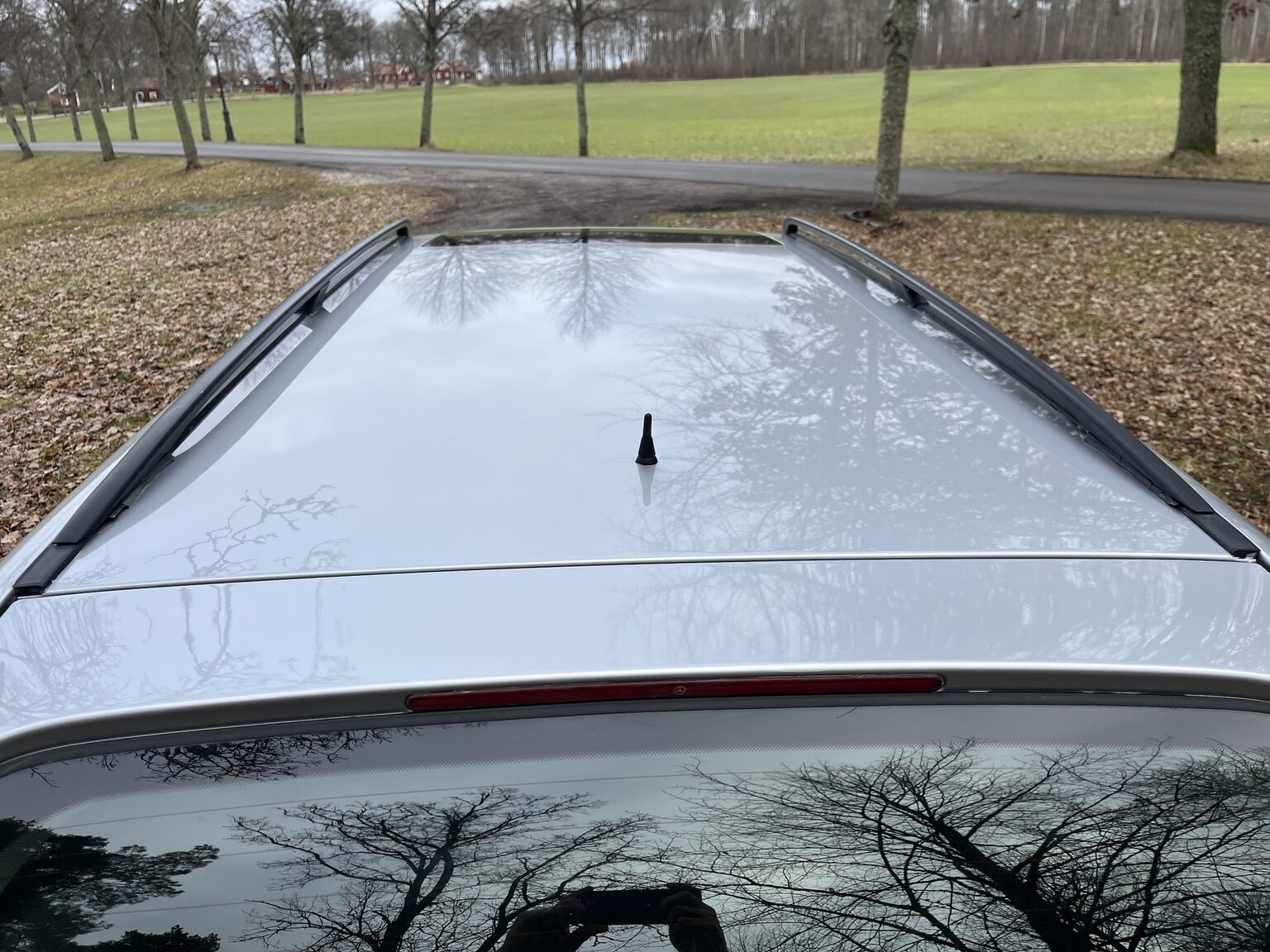 Exteriörbild på 1999 Mercedes-Benz E320 T Automat