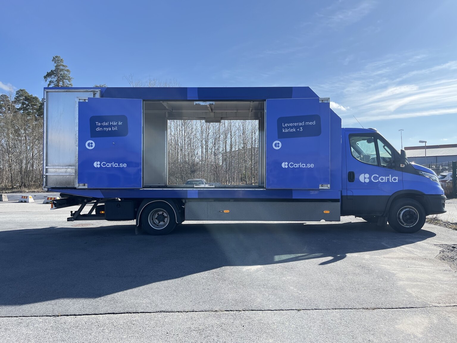 Exteriörbild på 2022 Iveco Daily 70-180 Chassis (Biltransport)