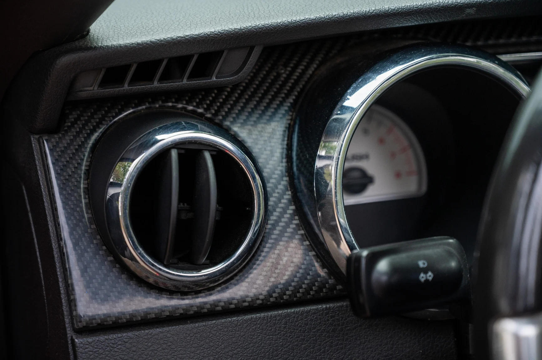Innenraumfoto von 2005 Ford Mustang GT Roush Stage 2 (25)