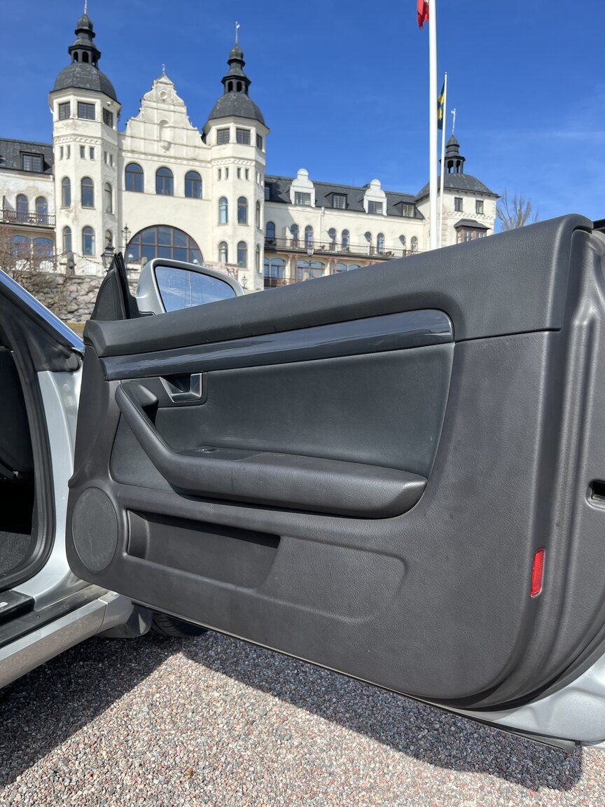 Innenraumfoto von 2003 Audi A4 Cabriolet 3.0