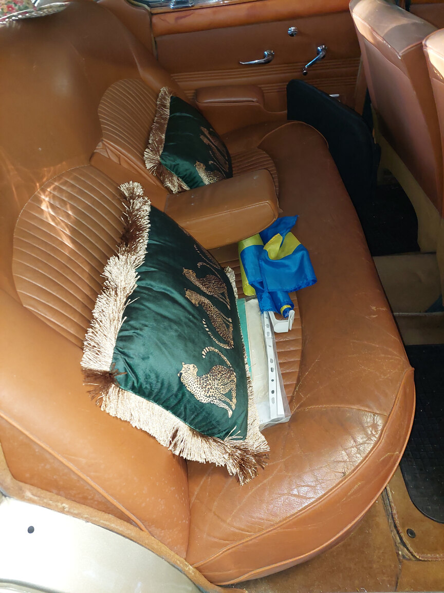 Interior image of 1968 Jaguar 420 4.2 XK Manuell 