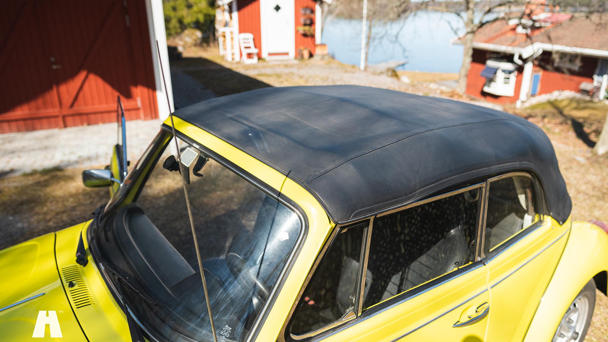 Exteriörbild på 1974 Volkswagen Bubbla 1303LS Cabriolet Svensksåld 