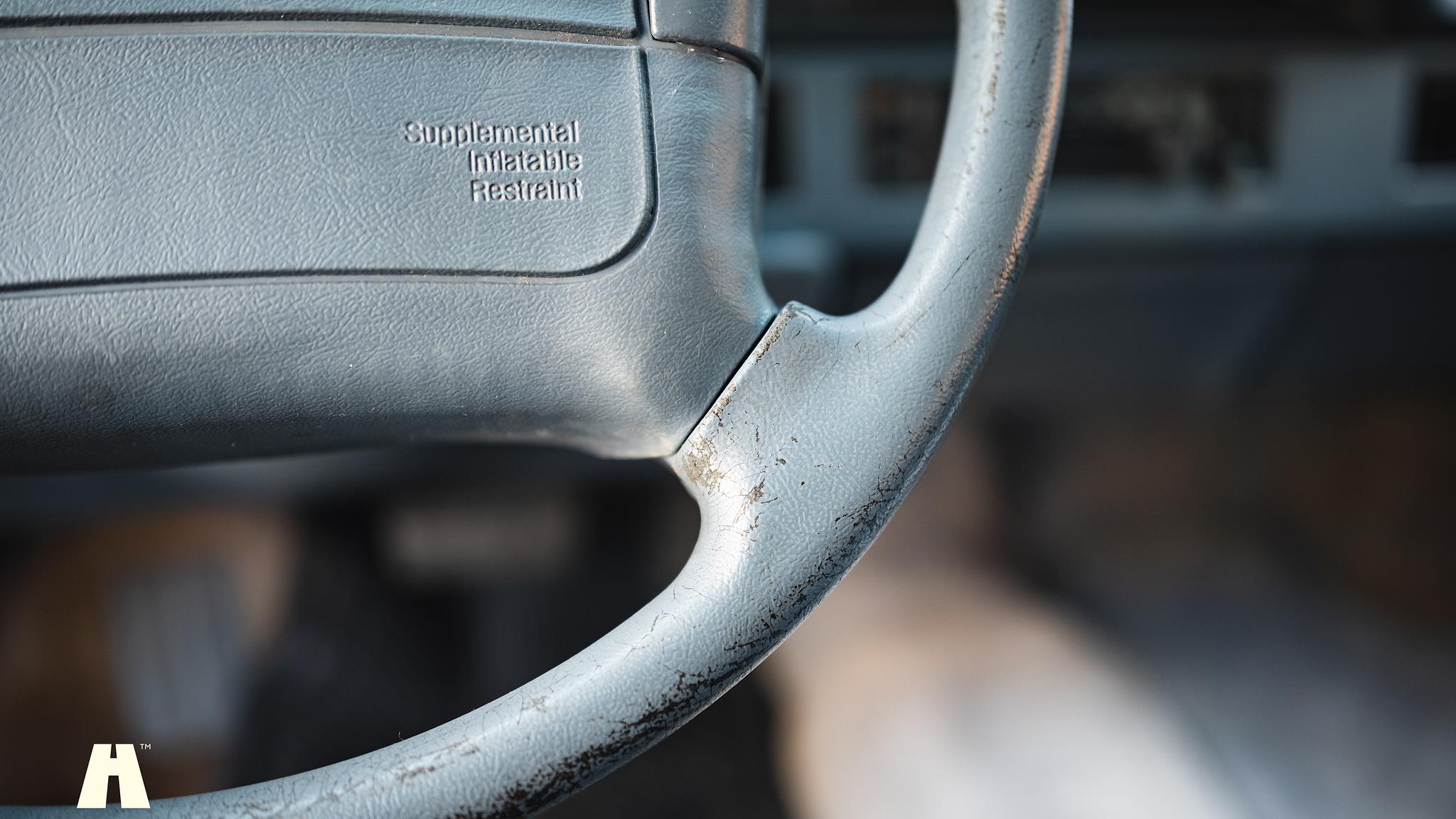 Interior image of 1994 Oldsmobile Cutlass Ciera Sedan 3.1 (67)