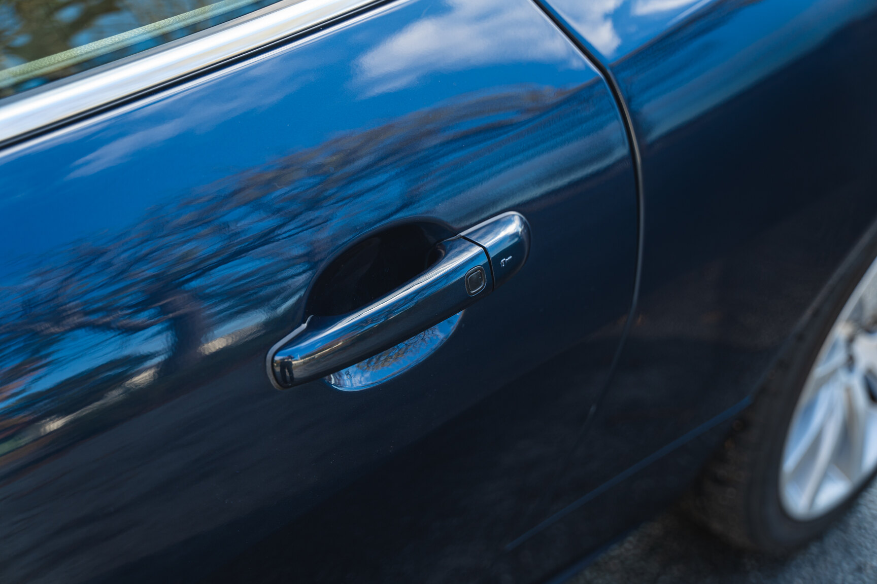 Exterior image of 2009 Jaguar XK