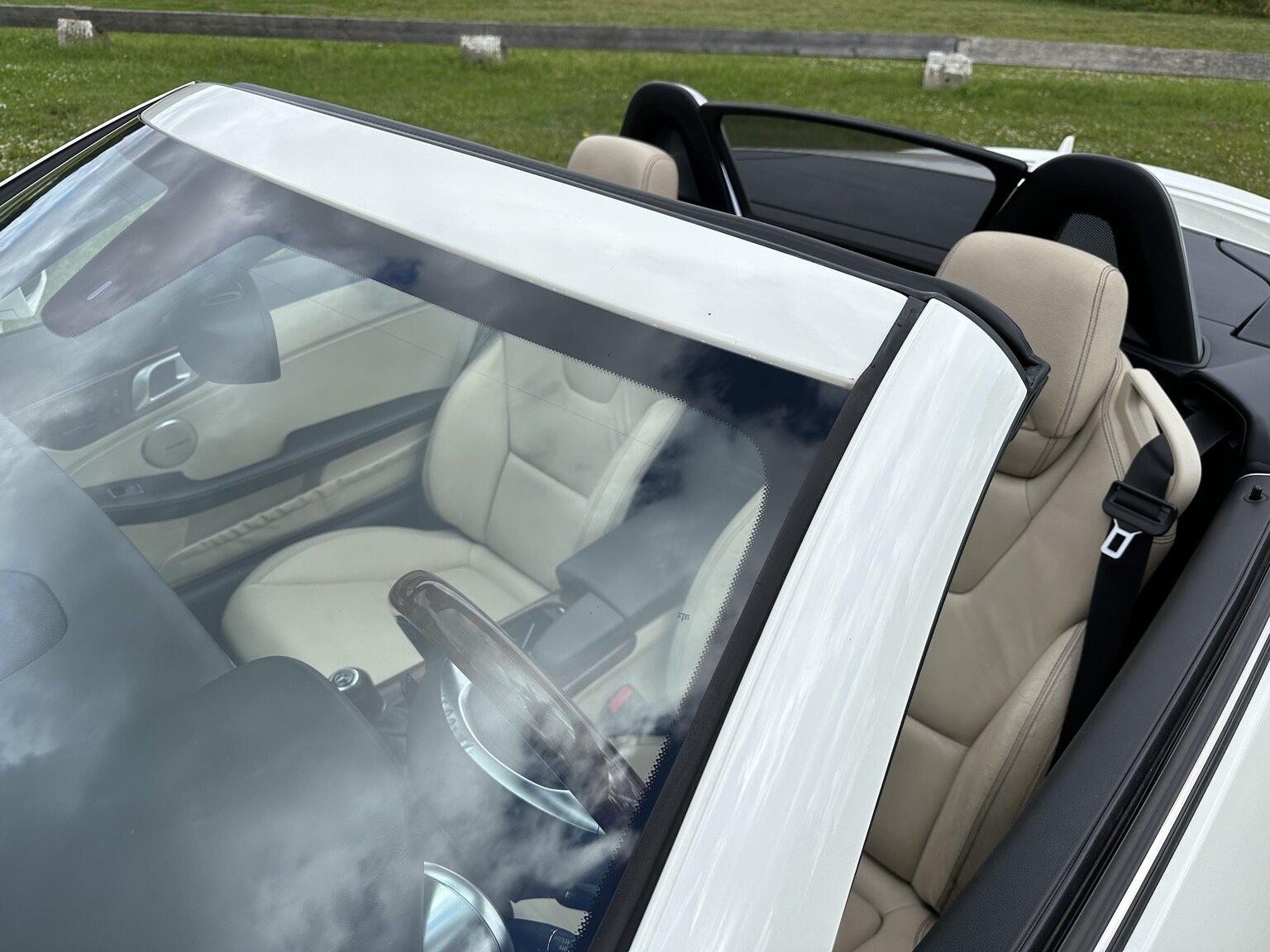 Exteriörbild på 2012 Mercedes-Benz SLK 350