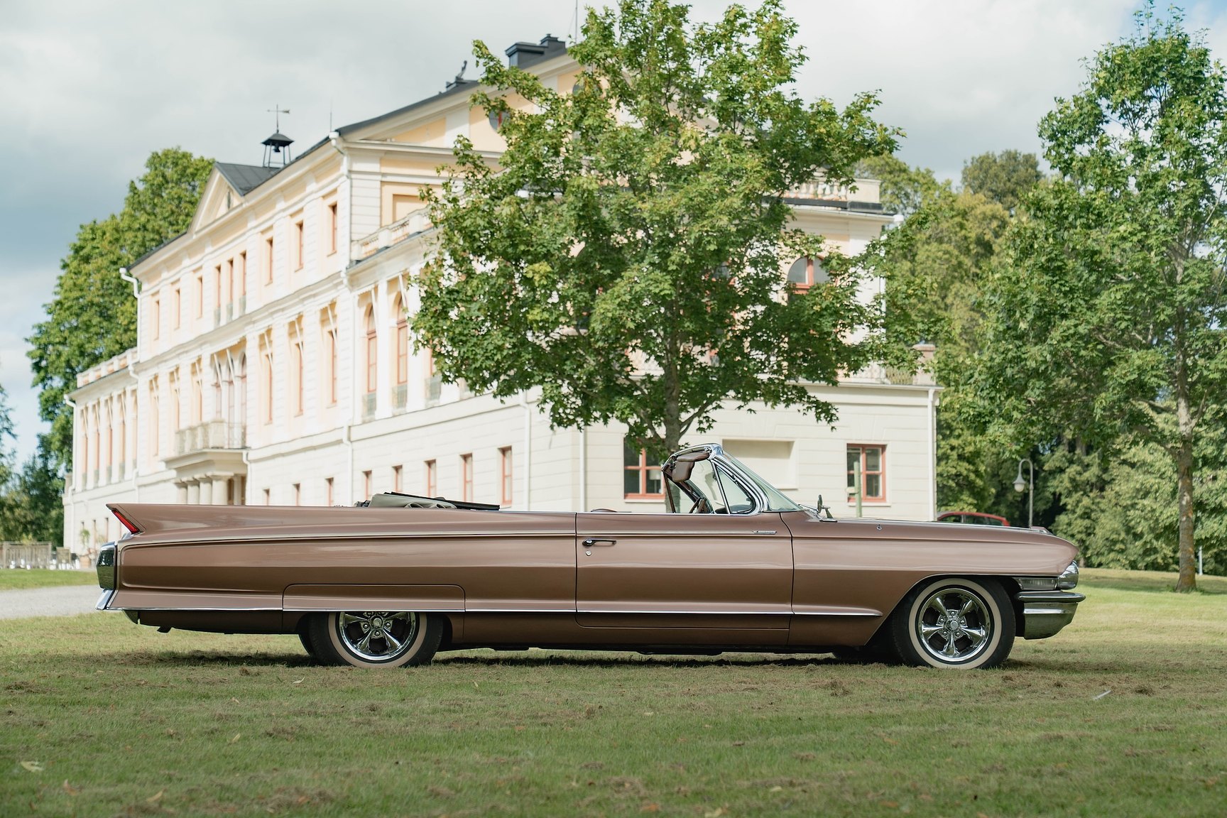 Exterior image of 1962 Cadillac Eldorado Biarritz