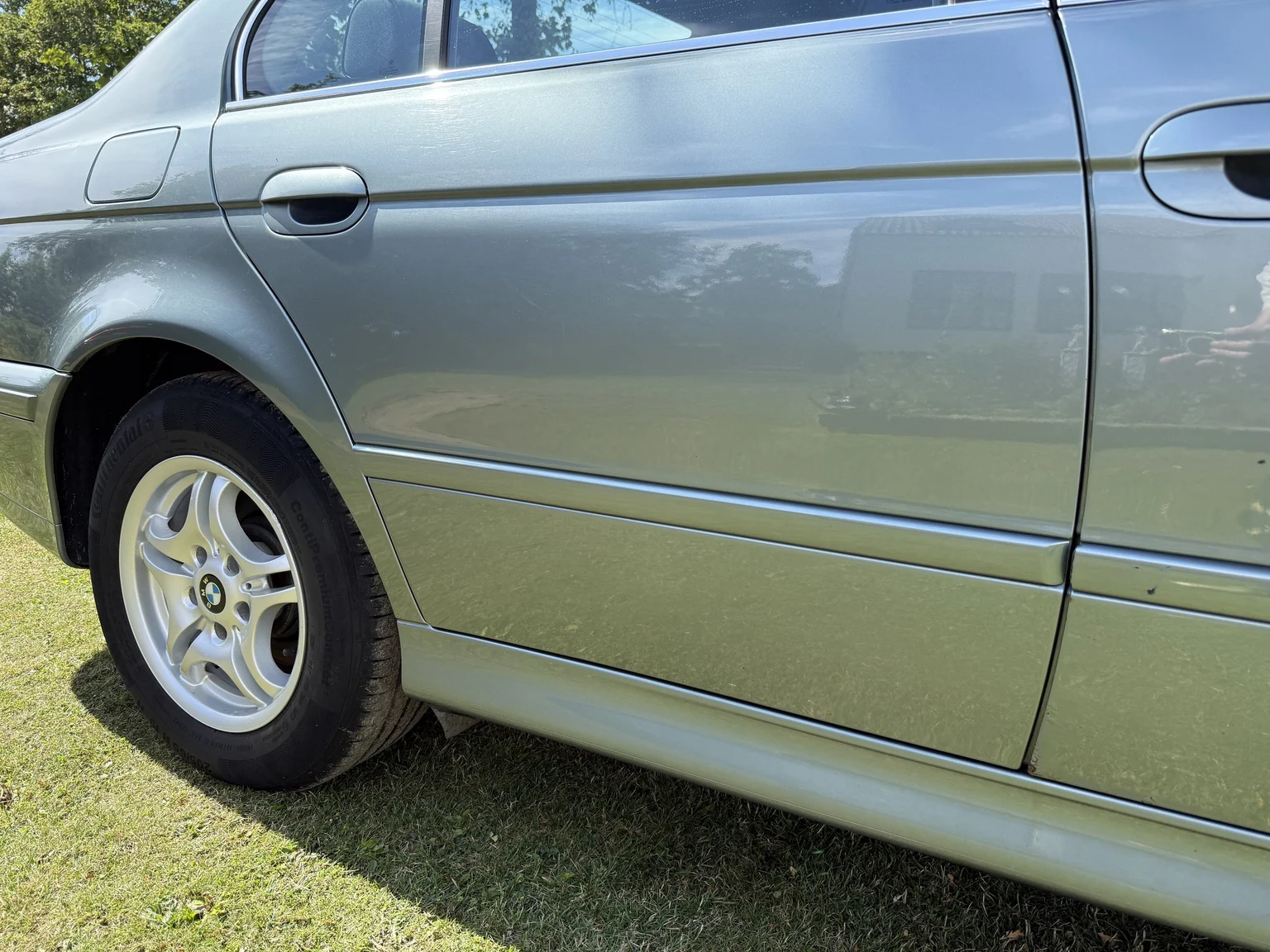 Aussenfoto 2003 BMW 525d Sedan (40)