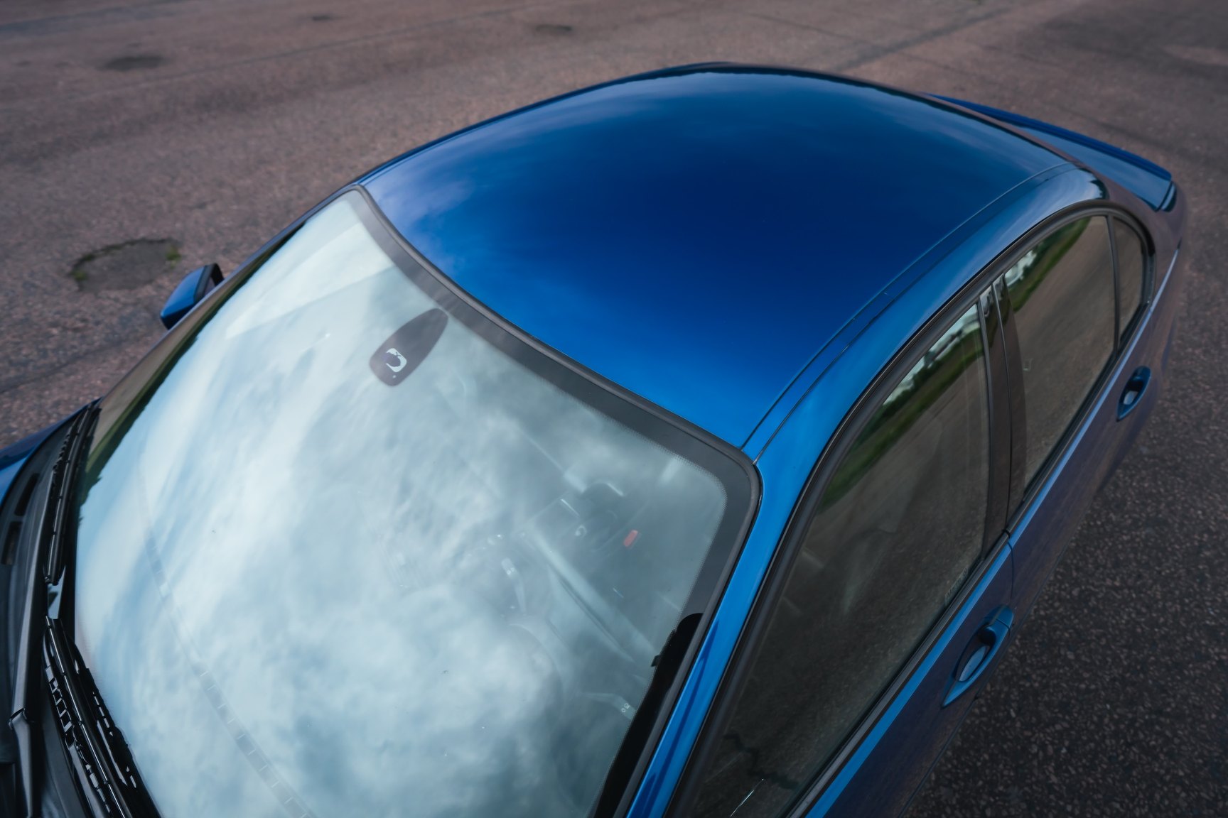 Exterior image of 2003 BMW 330i