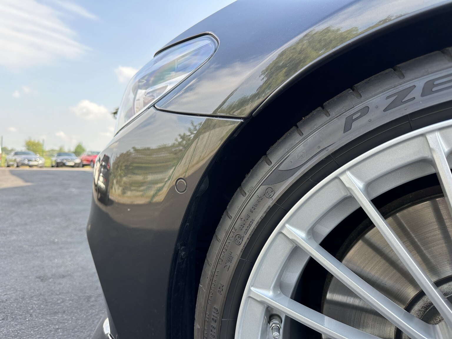 Exterior image of 2019 ALPINA B5 S Bi-Turbo Sedan ALLRAD