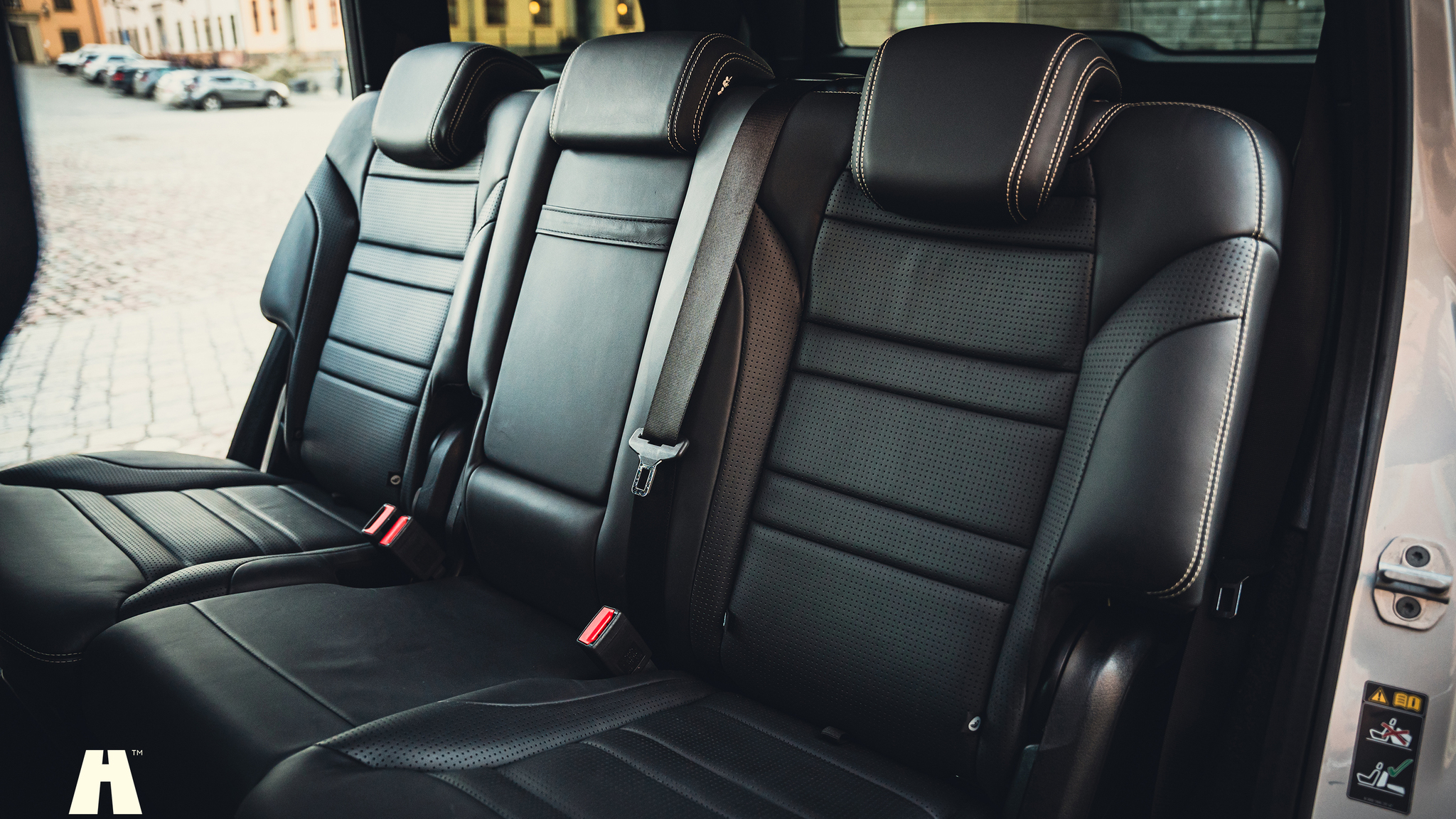 Interiörbild 2017 Mercedes-Benz GLS 63 AMG (75)