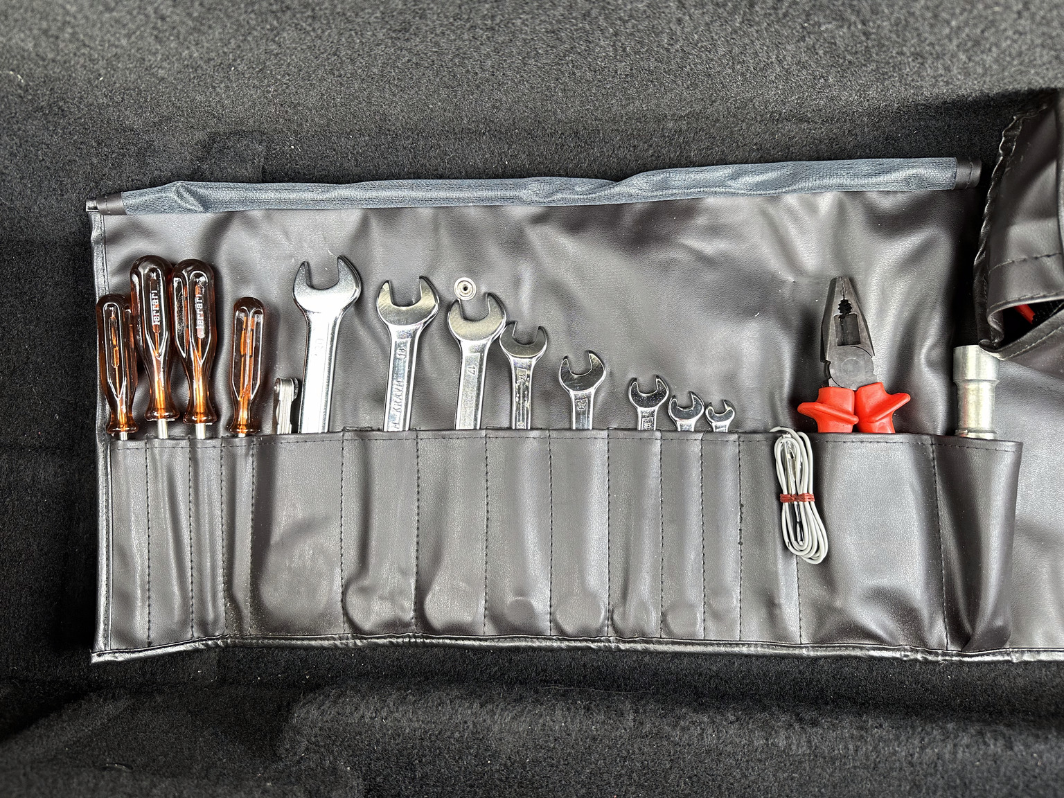 Image of 1988 Ferrari 328 GTB mechanics