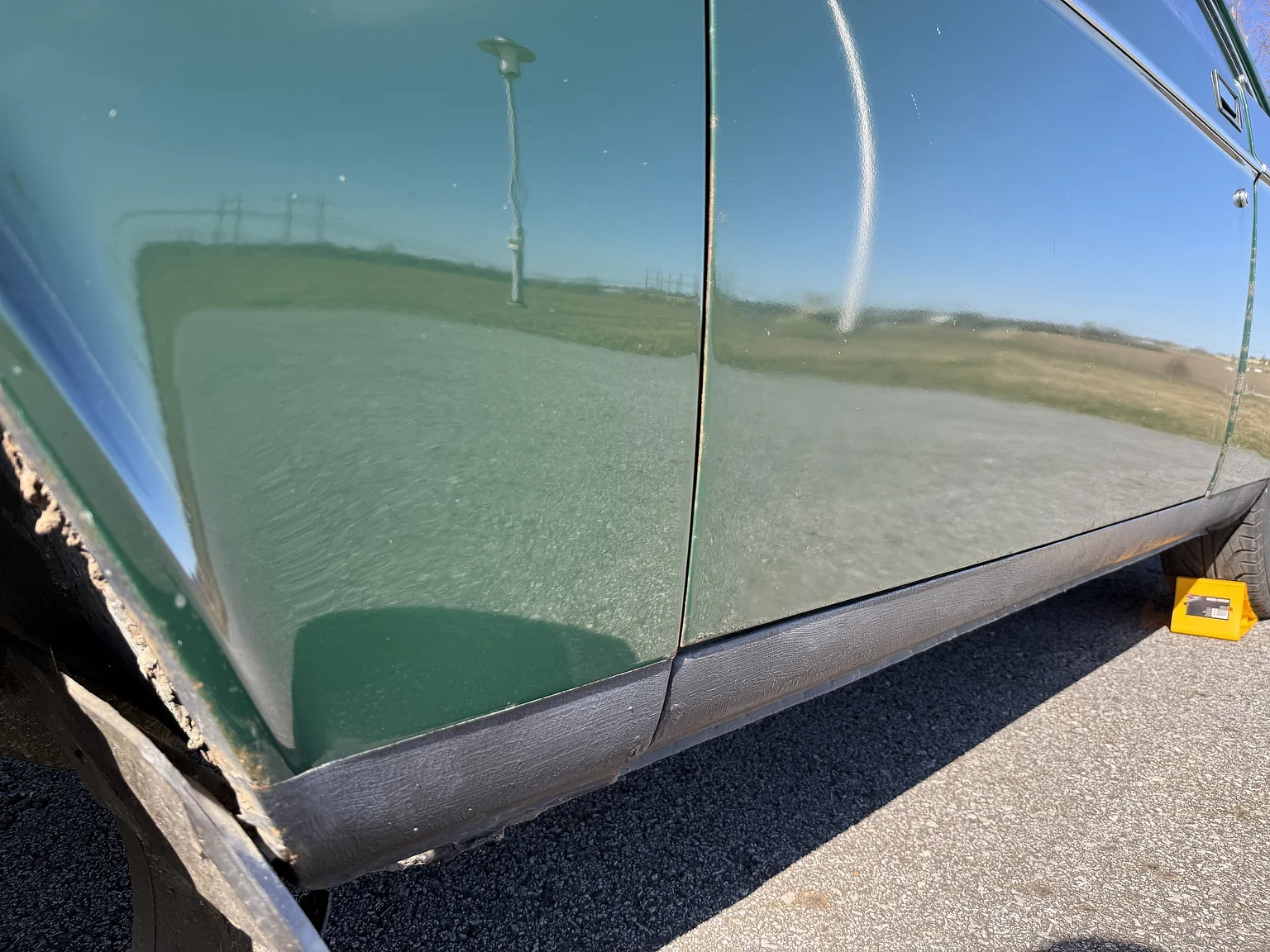 Exterior image of 1973 Volvo 142 2.0 Deluxe (35)