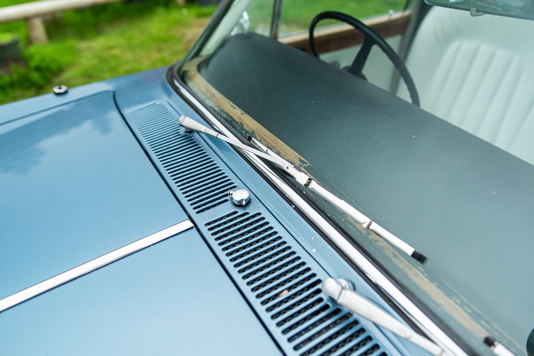 Exteriörbild på 1972 Rolls-Royce Silver Shadow