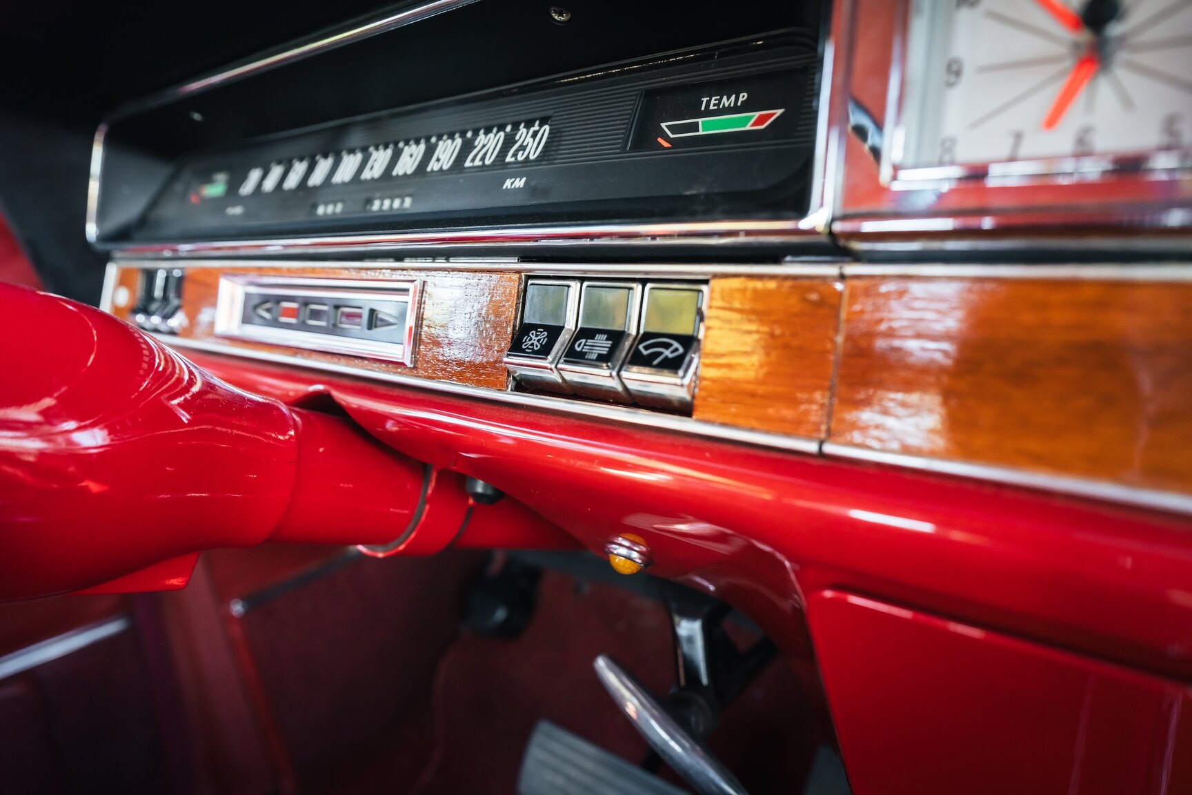 Interior image of 1966 Opel Diplomat Coupé 5.4