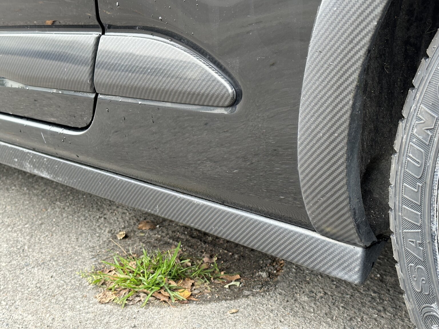 Exterior image of 2012 Citroen DS3 Racing  (27)