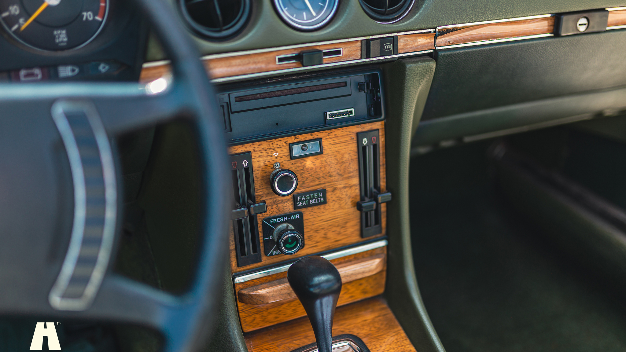 Innenraumfoto von 1972 Mercedes-Benz 350 SL (23)