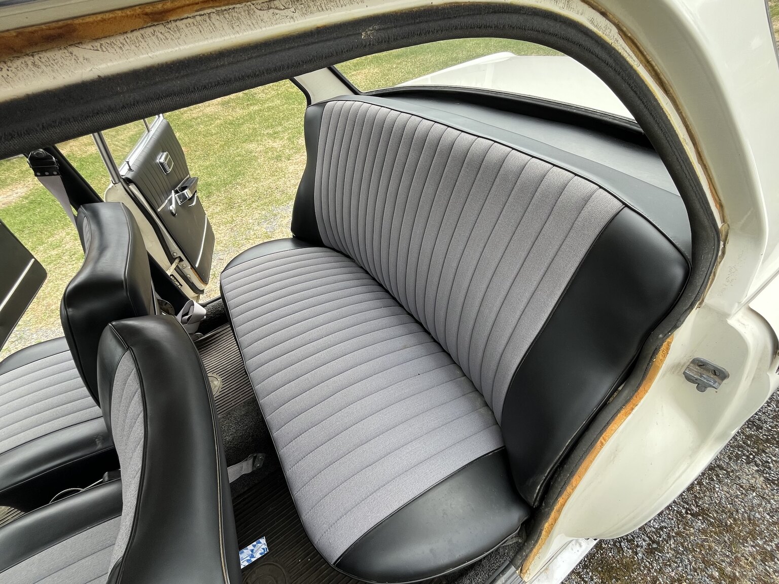 Interior image of 1965 BMW 1800