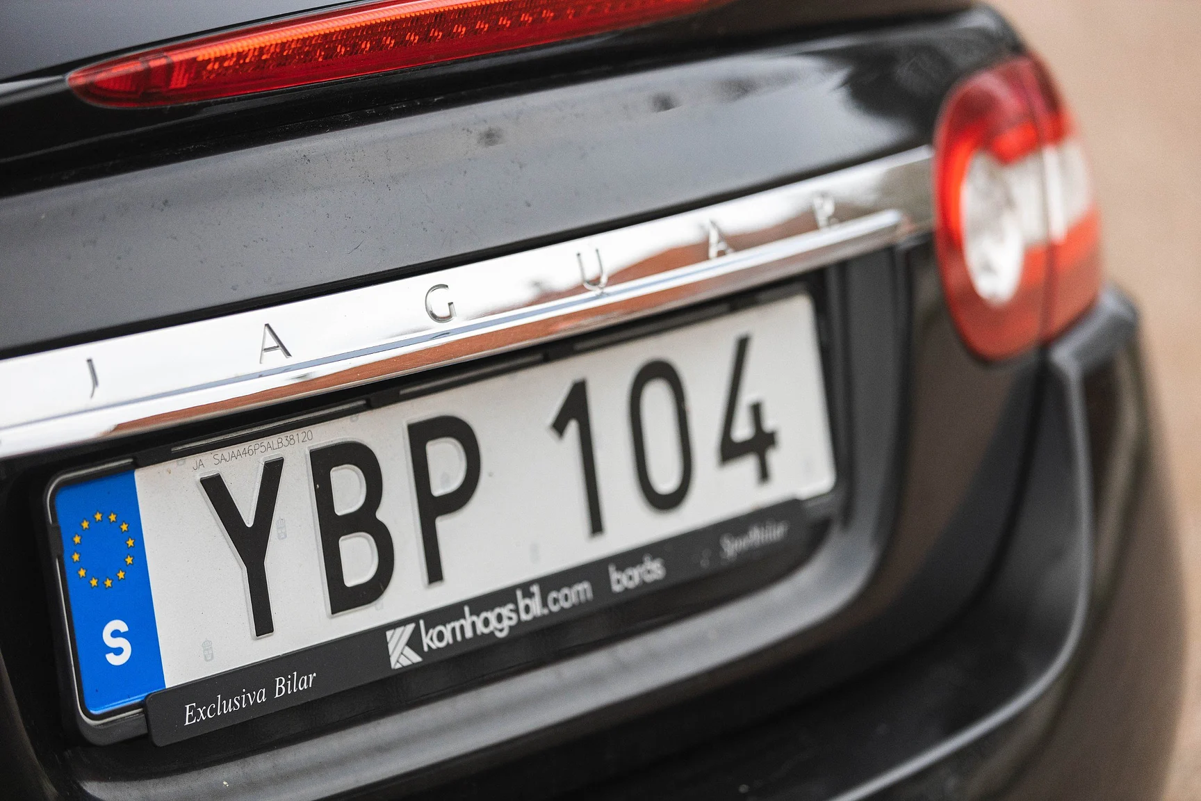 Exteriörbild på 2011 Jaguar XK Cabriolet (18)