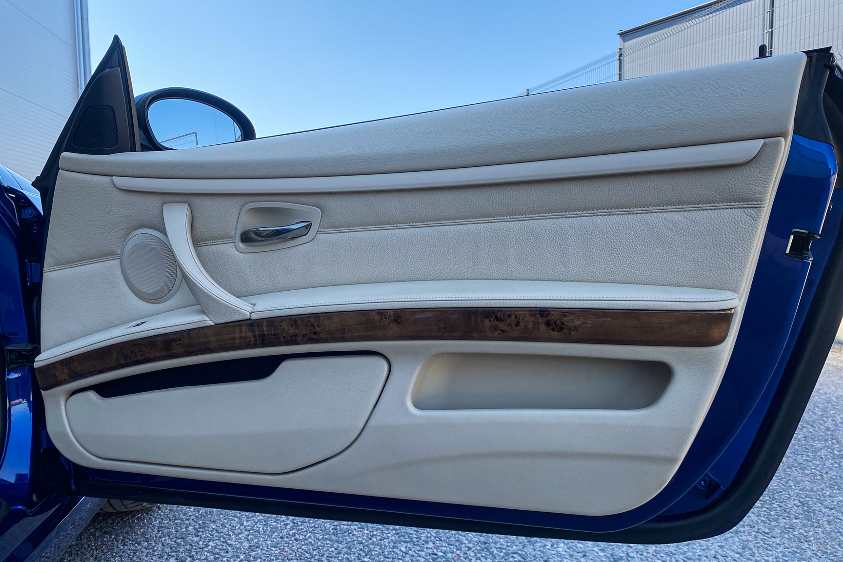 Innenraumfoto von 2007 BMW 335i Cabriolet (31)