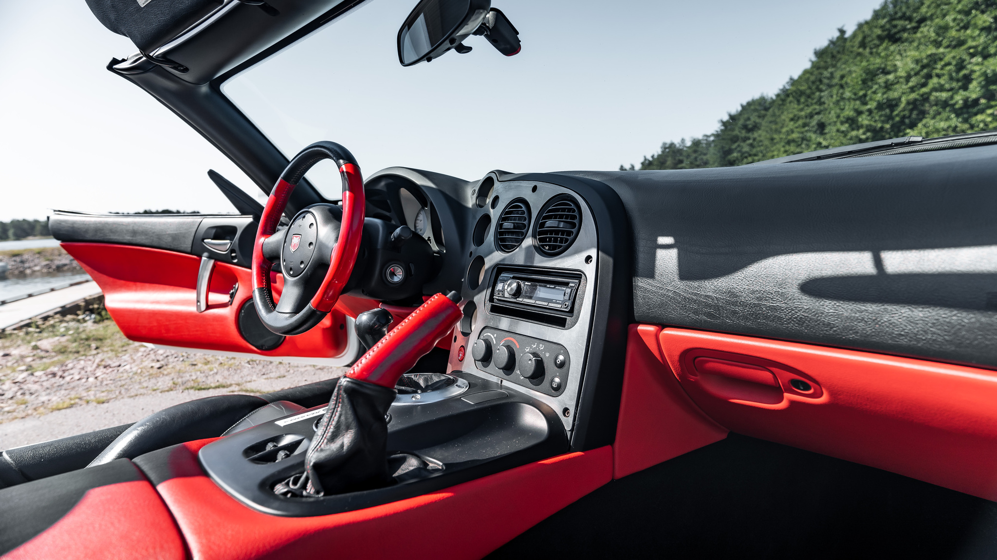 Interiörbild 2004 Dodge Viper Mamba Edition
