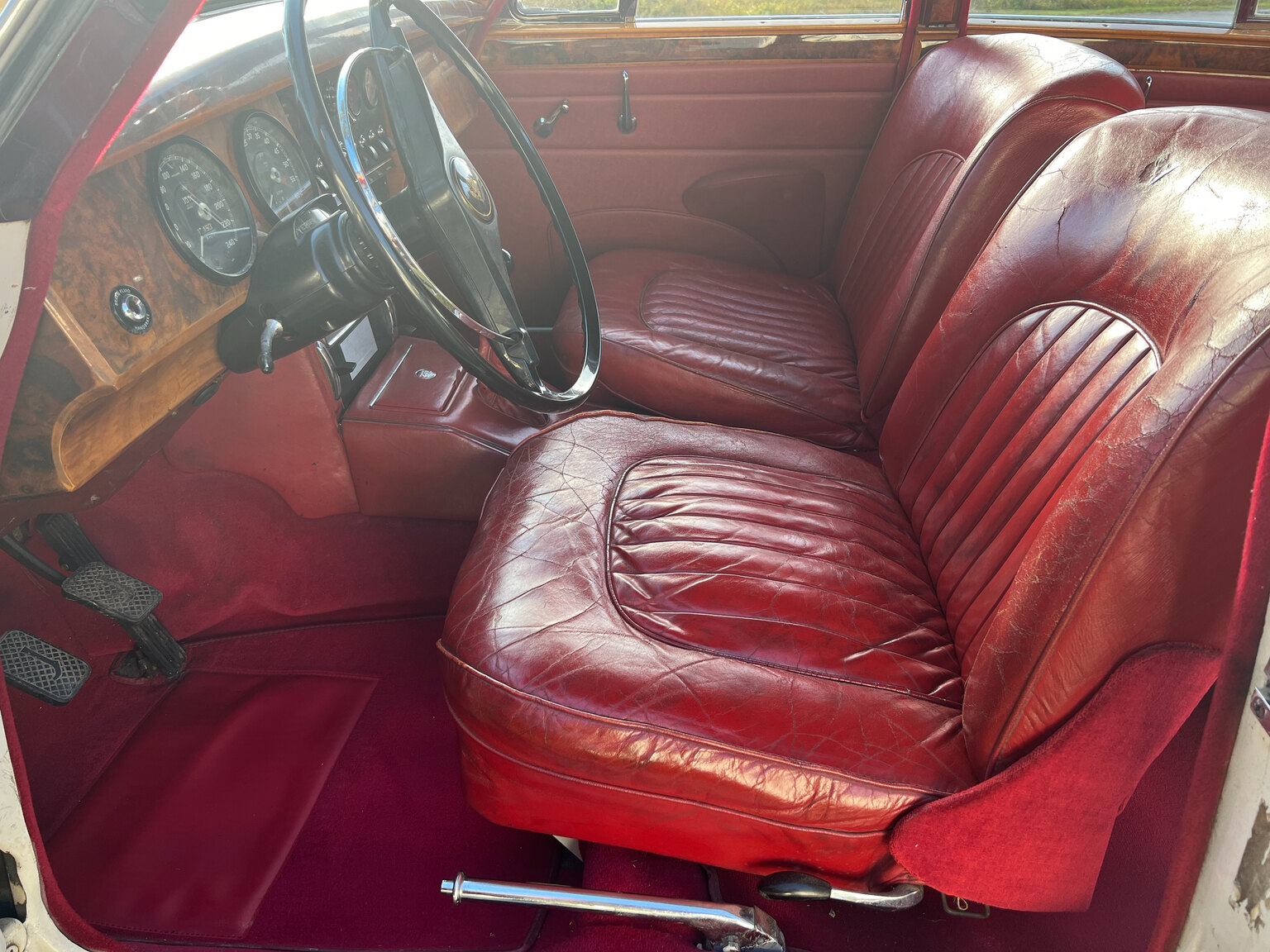 Interior image of 1963 Jaguar Mark II 3.8 Litre