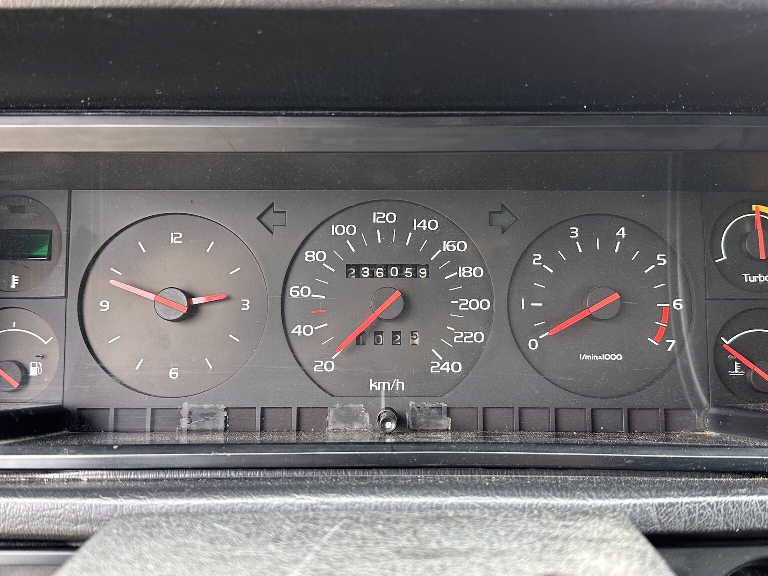 Interior image of 1988 Volvo 740 Turbo