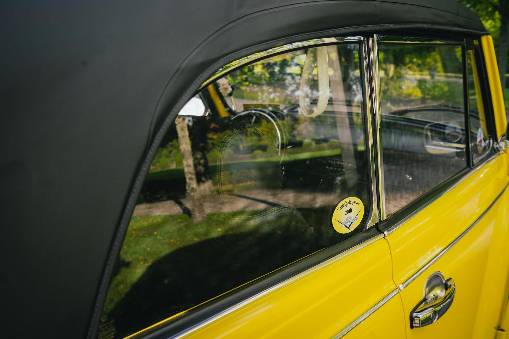 Aussenfoto 1973 Volkswagen Bubbla Karmann 1303 LS (64)