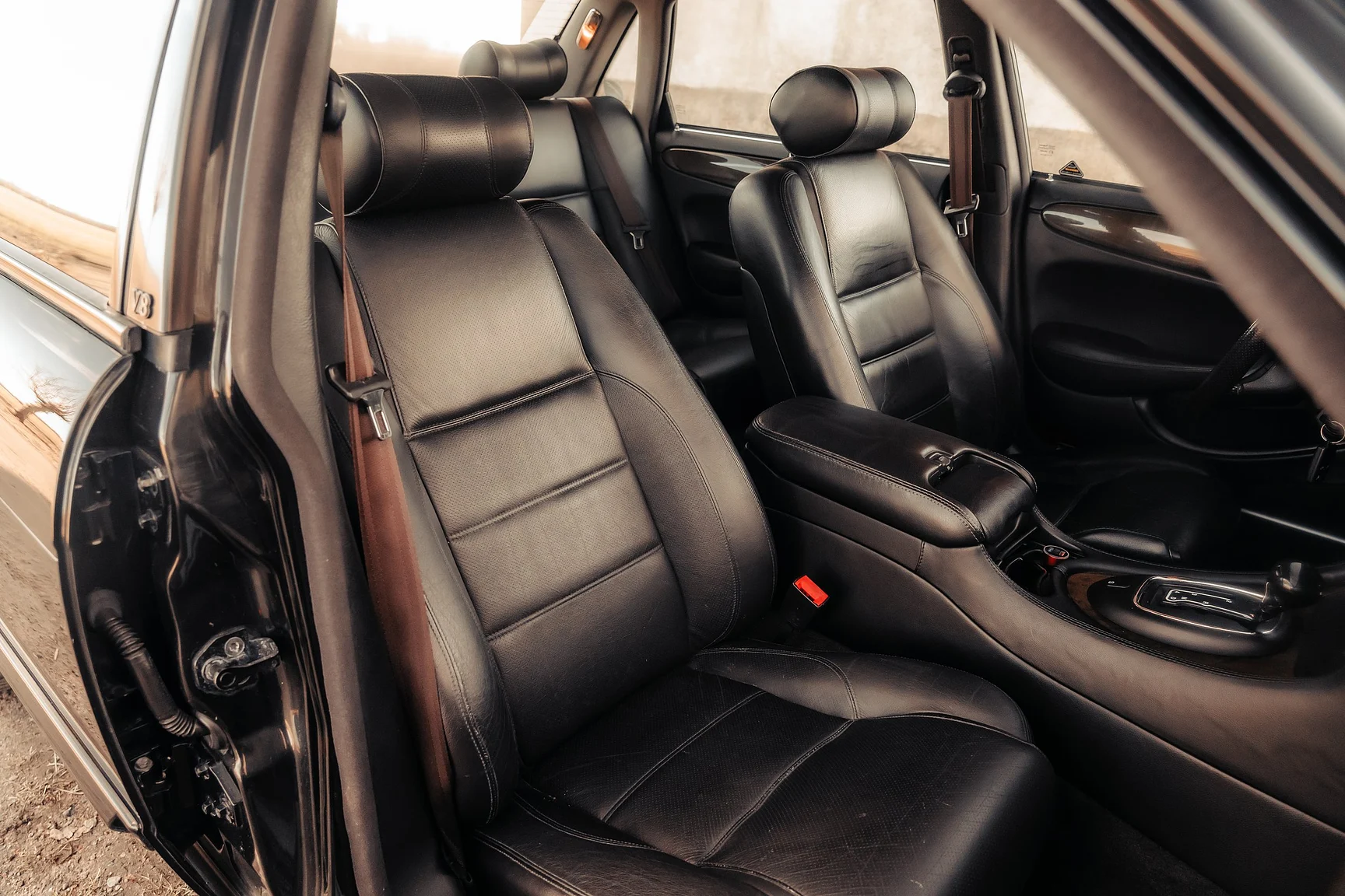 Innenraumfoto von 1997 Jaguar XJR 4.0 Kompressor NO RESERVE (57)