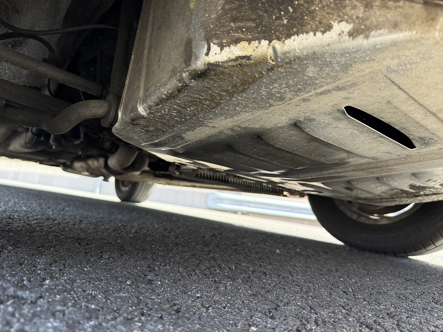 Image of 1984 Porsche 944 Targa mechanics (17)