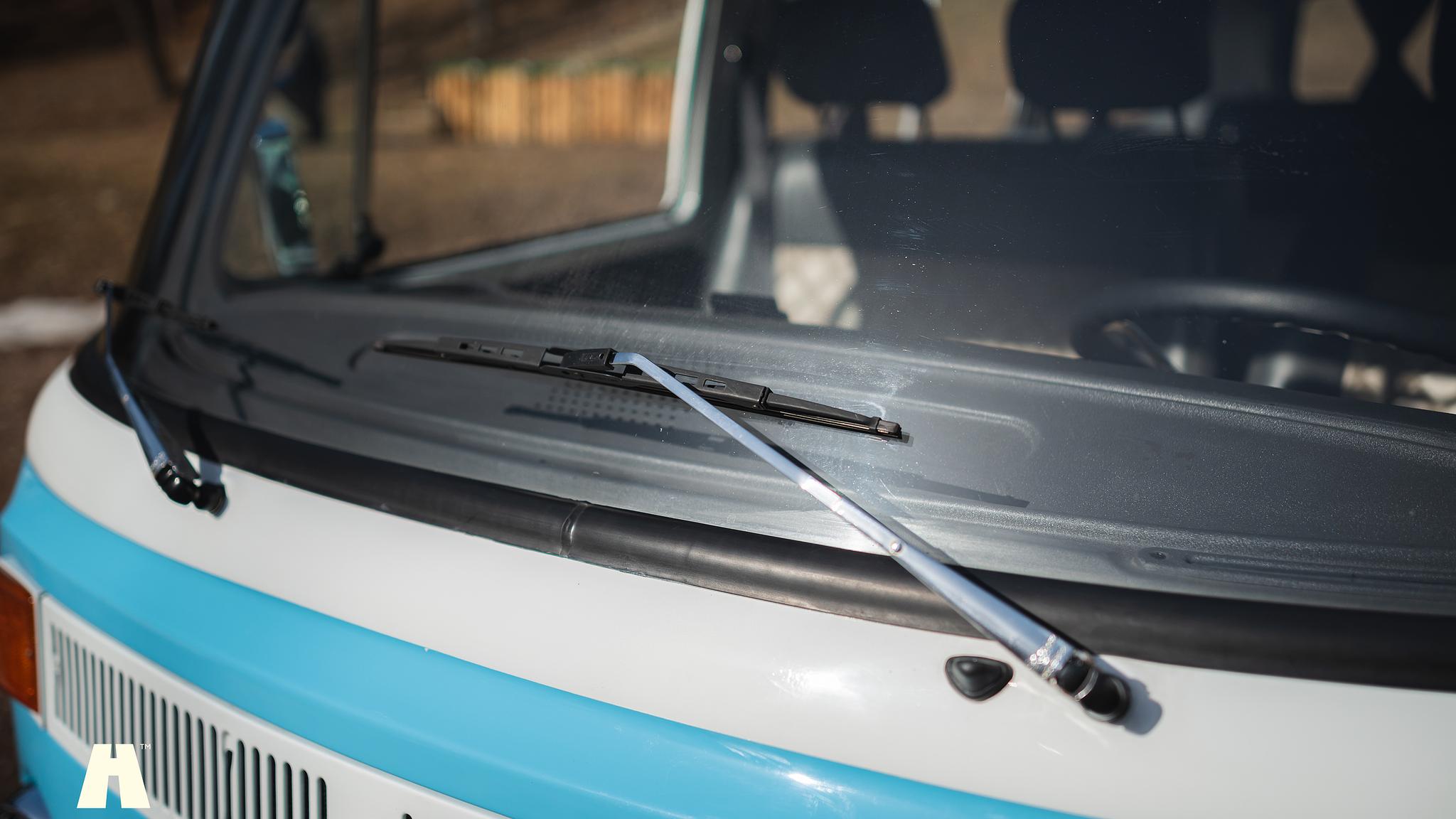 Exteriörbild på 1999 Volkswagen T2 
