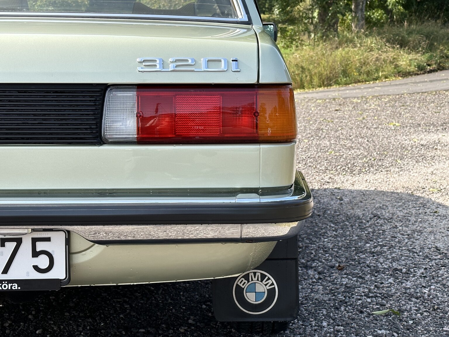 Exteriörbild på 1980 BMW 320i E21