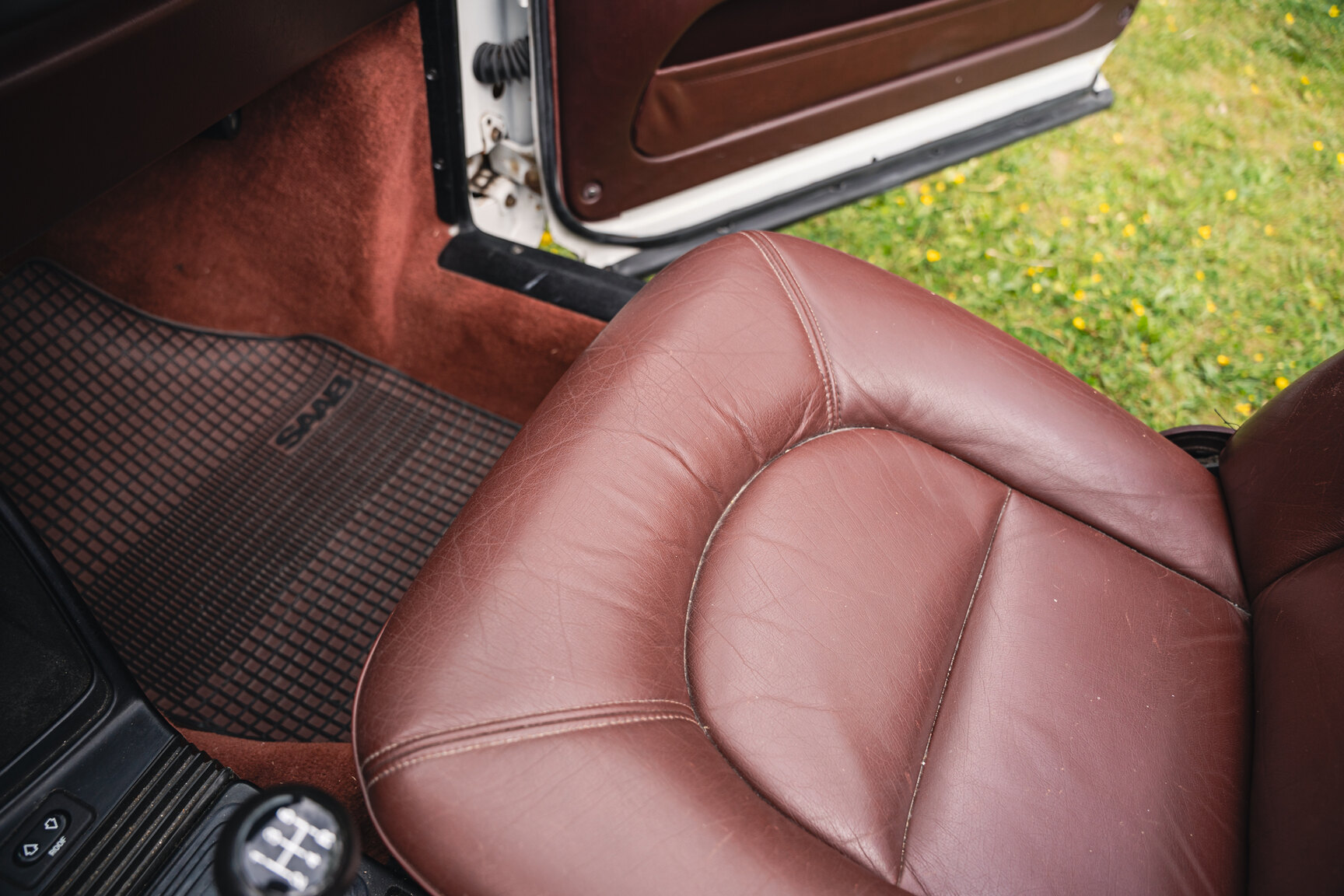 Interior image of 1987 Saab 900 Turbo Convertible