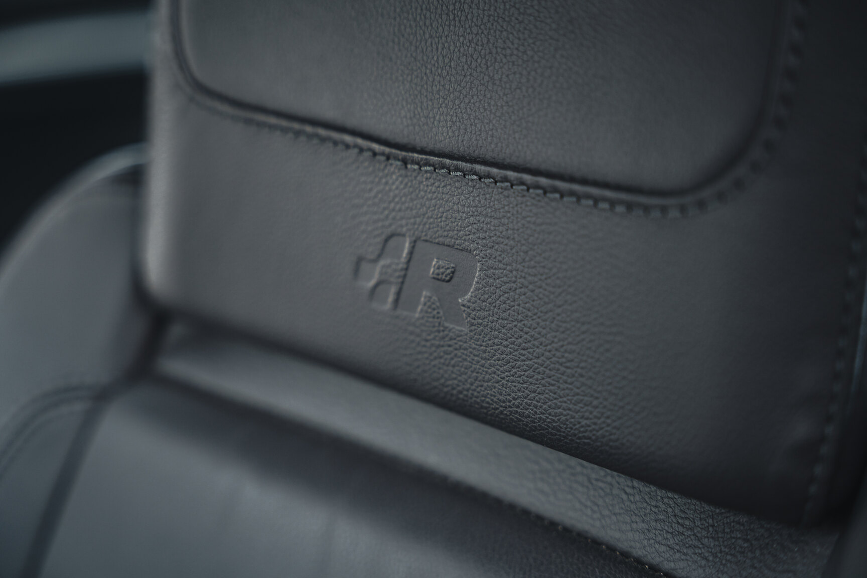 Innenraumfoto von 2007 Volkswagen Golf R32 (13)