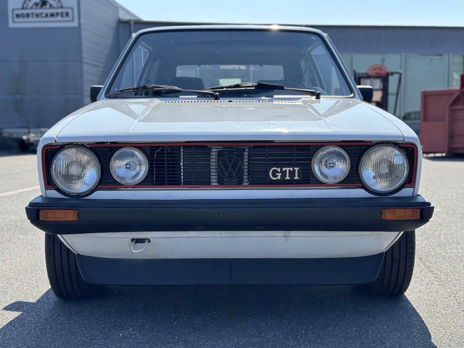Exteriörbild på 1984 Volkswagen Golf GTI 
