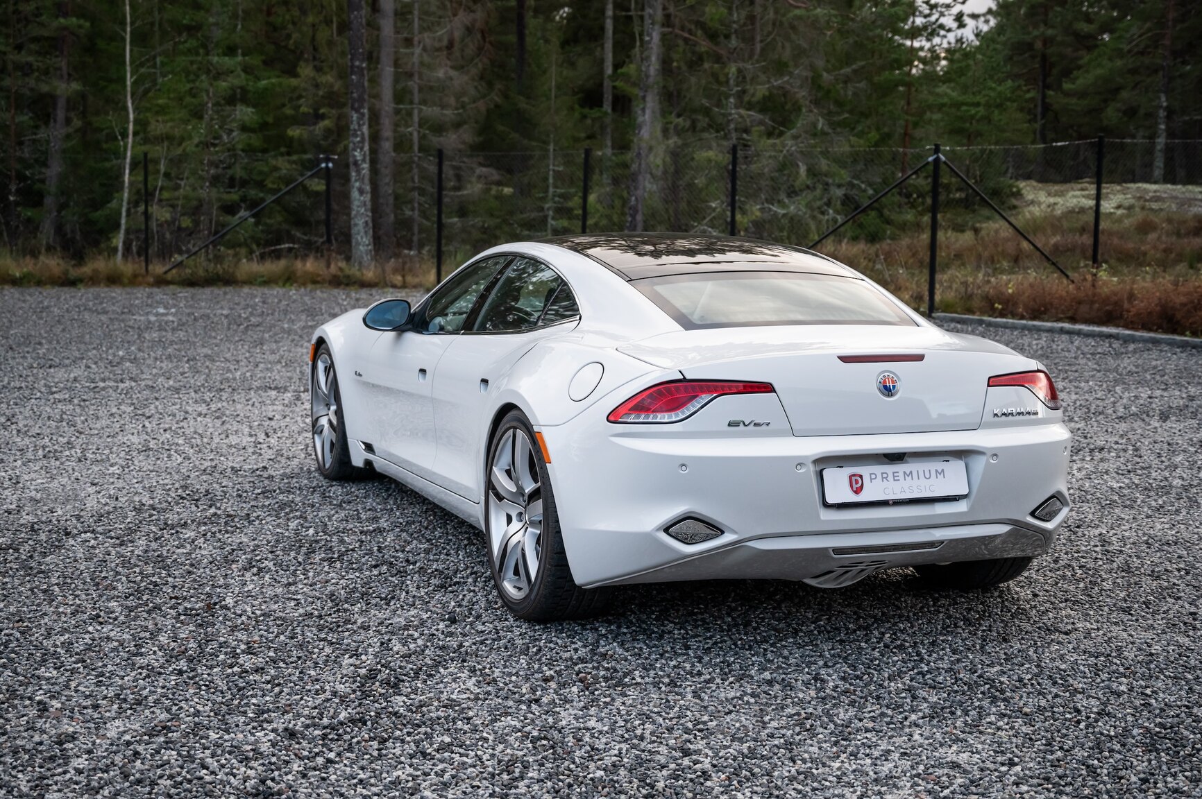Exteriörbild på 2012 Fisker Karma ES